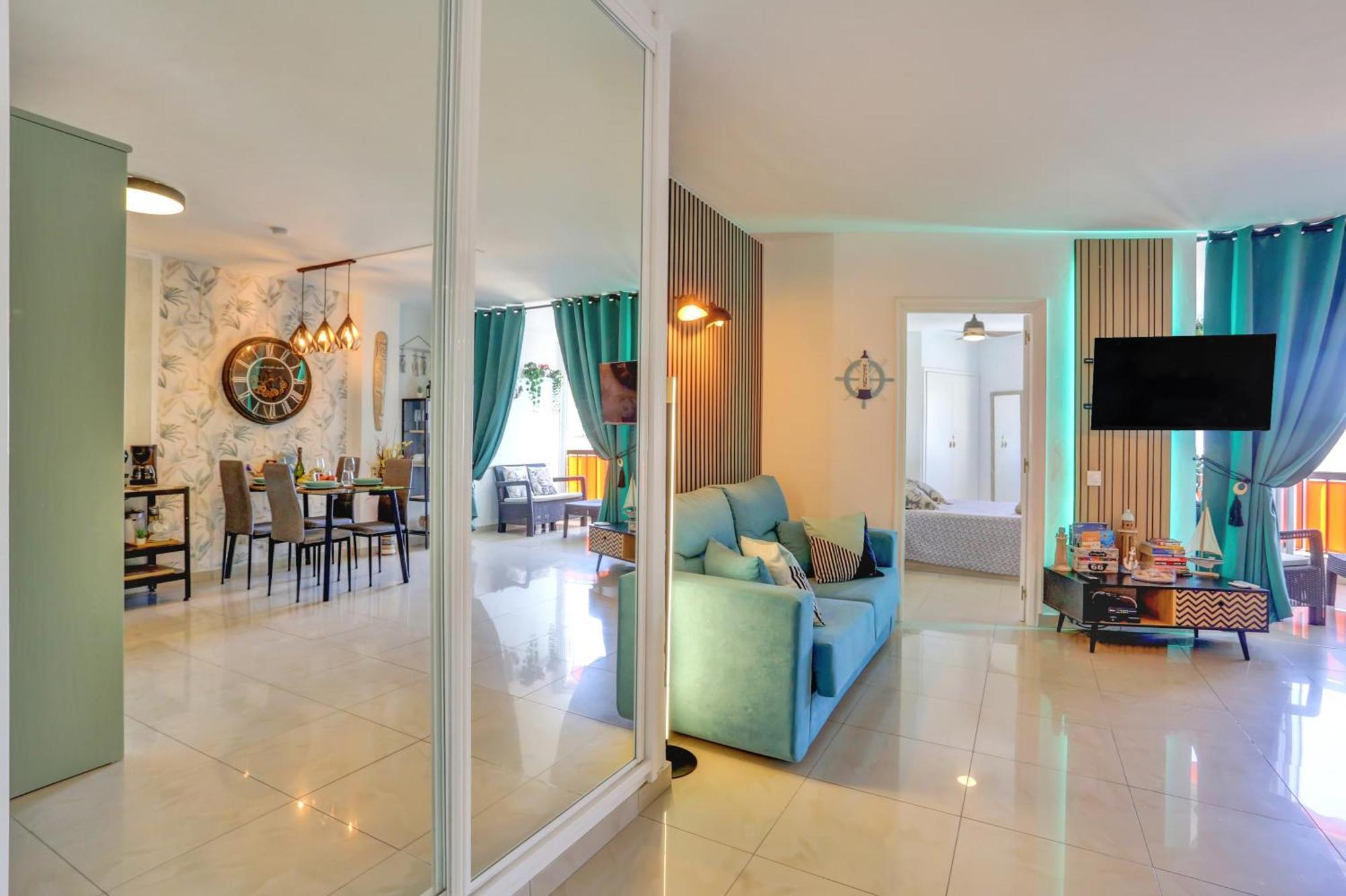 شقة Luxory Dreamy Sunset, Seafront, Direct Access To The Promenade,Wifi,Pool,Free Parking لوس كريستيانوس المظهر الخارجي الصورة