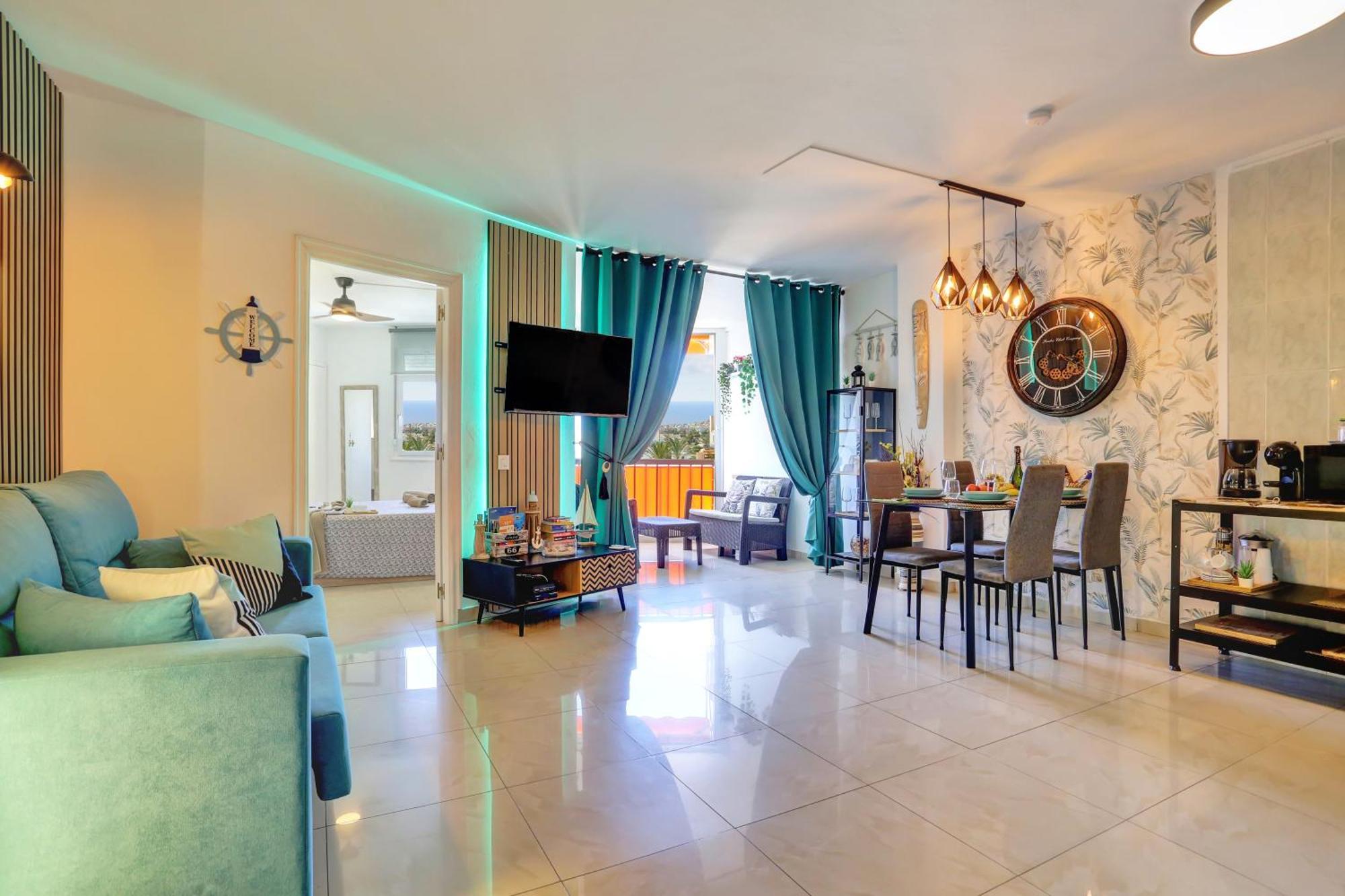 شقة Luxory Dreamy Sunset, Seafront, Direct Access To The Promenade,Wifi,Pool,Free Parking لوس كريستيانوس المظهر الخارجي الصورة